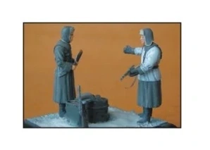 CMK German Infantry Overcoat (2 fig.) 1/35